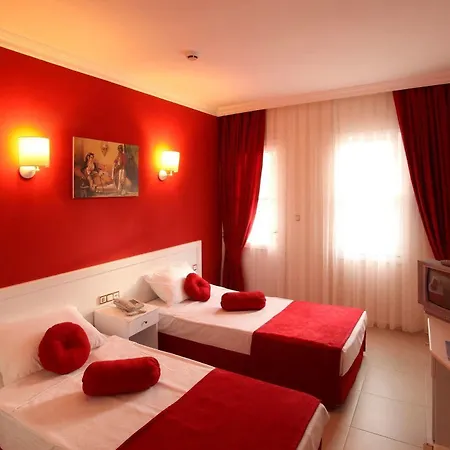 Destina Hotel